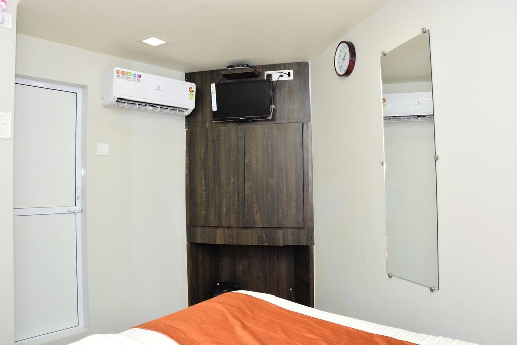 Premier Inn ムンバイ エクステリア 写真